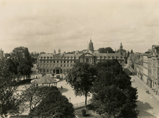 Place de la République en 1882