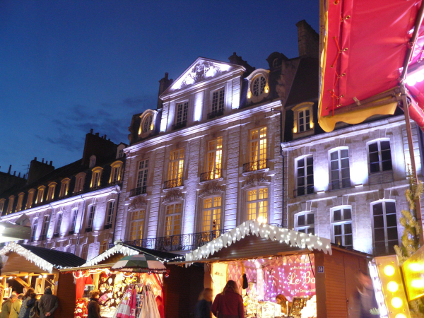 15 et 22 déc -Caen__ambiance_nocturne__Noel-Caen_la_Mer_Tou