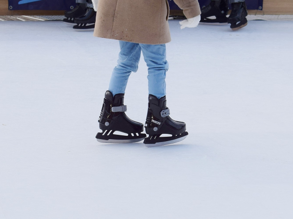 300225-Patinoire_de_Noel_aux_Rives_de_l_Orne__Caen-Caen_la_m