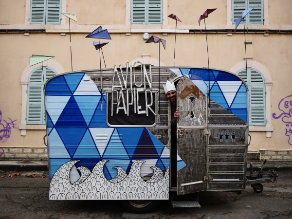 Collectif La Méandre - Avion Papier 