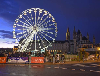 Grande Roue sur l'esplanade de l'HDV