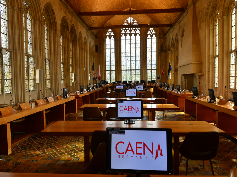 Vue de salle du conseil municipal