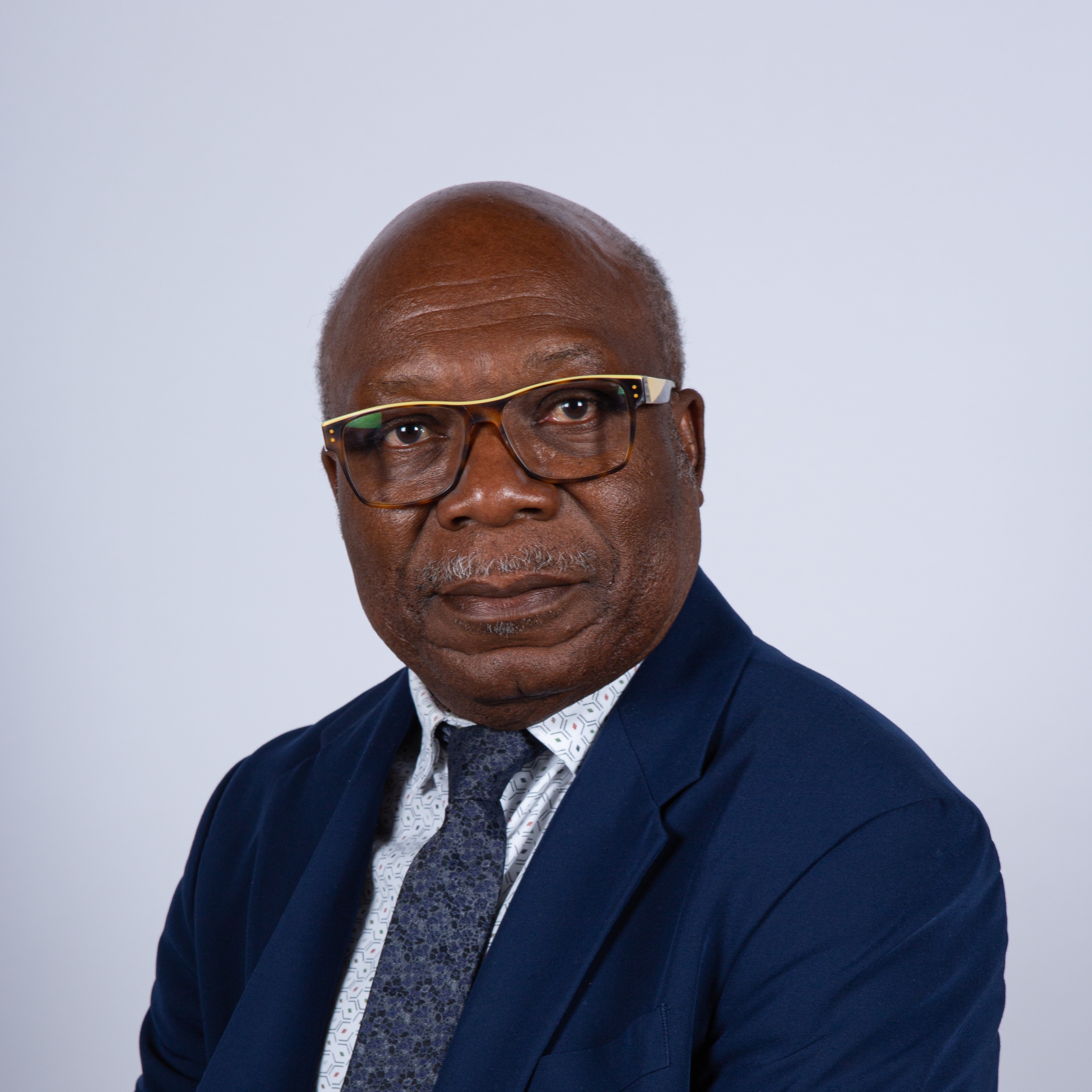 Portrait de Théophile Kanza Mia Diyeka, conseiller municipal