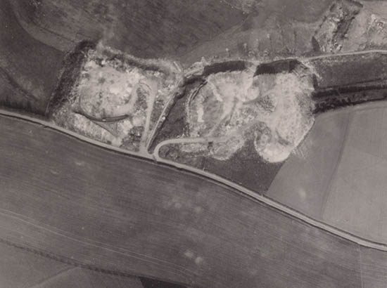 Vue aérienne du terrain de la Colline aux oiseaux avant la construction du parc
