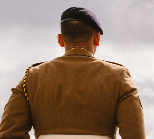 Vue d'un soldat de dos © Ville de Caen / M. Bouvier