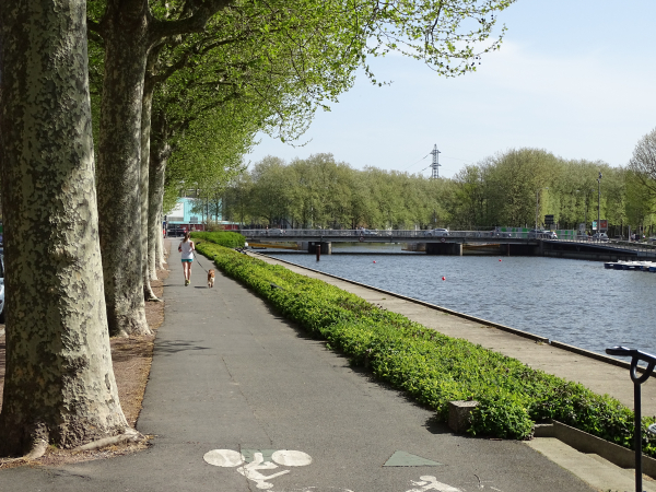 283082-Piste_cyclable_le_long_de_l_Orne__a_Caen-Jean-Christo
