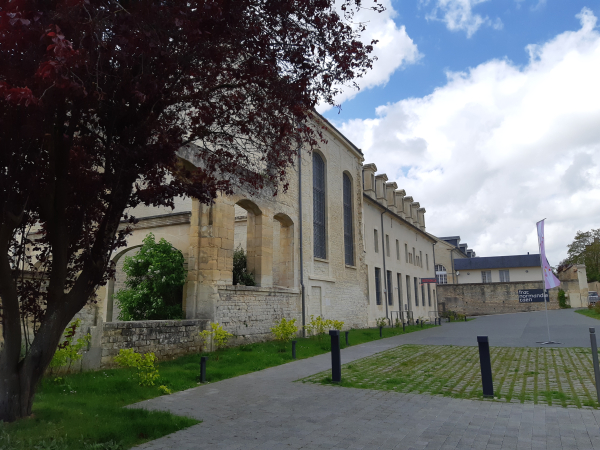 303603-FRAC_-_Fonds_regional_d_art_contemporain__vue_exterie