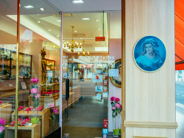 54818-Chocolaterie_Charlotte_Corday-Caen_la_mer_Tourisme___L